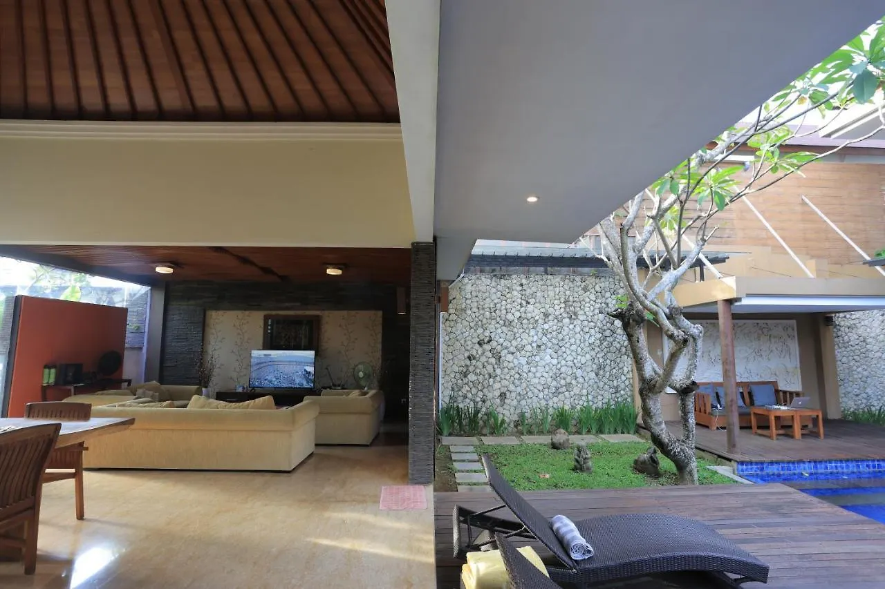 4 Bedroom Villa With Pool In The Center Of Seminyak  Seminyak (Bali)