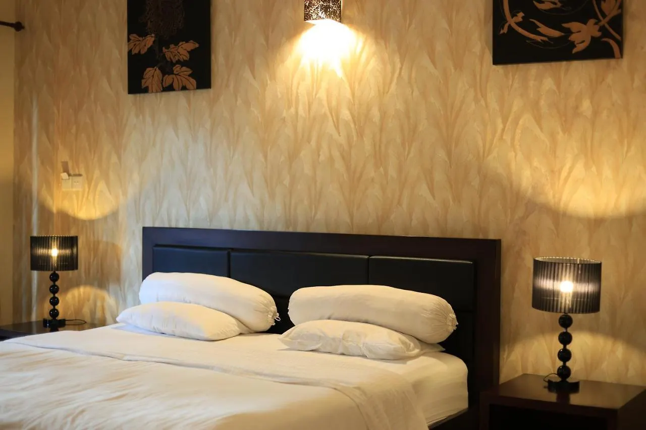 4 Bedroom Villa With Pool In The Center Of Seminyak