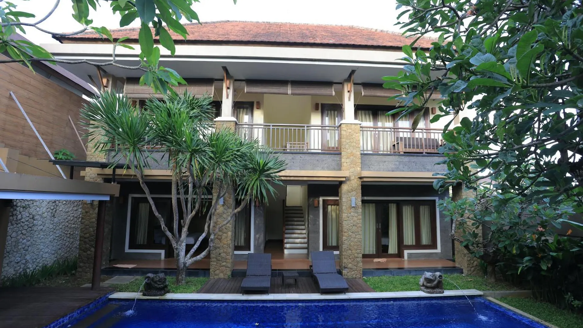 4 Bedroom Villa With Pool In The Center Of Seminyak